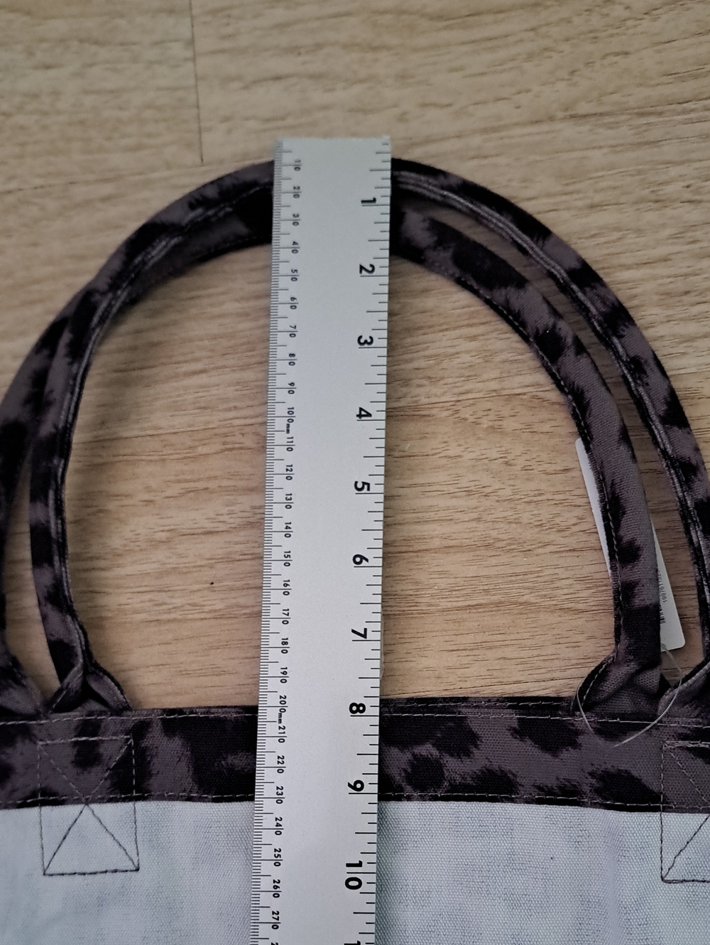 SOMA Divine  Leopard-Print Tote Bag - Grey Taupe - Picture 10 of 14